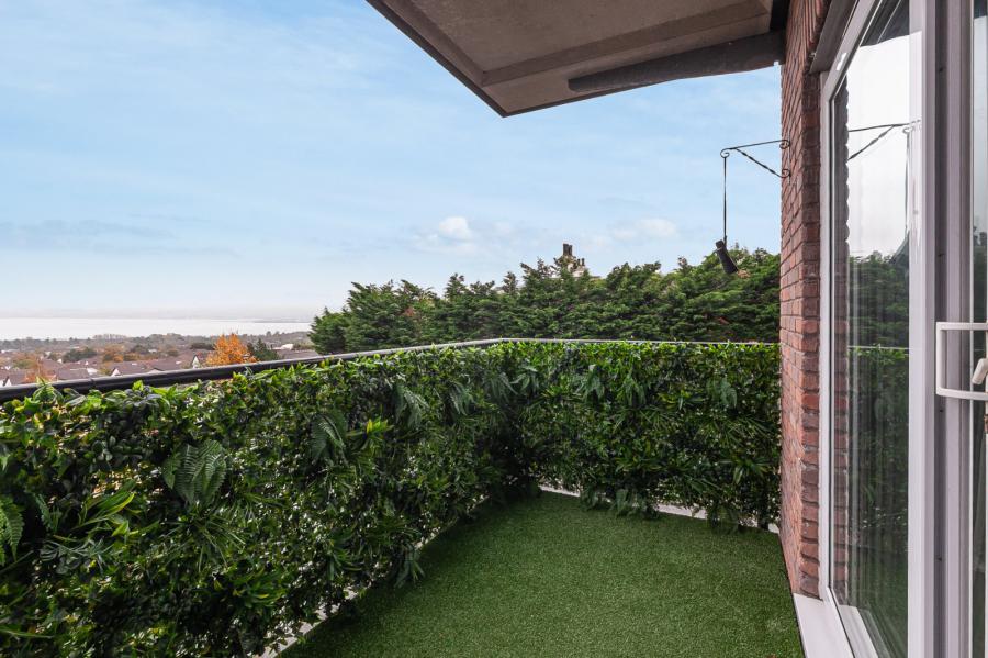 Apartment 86, 7 Northview