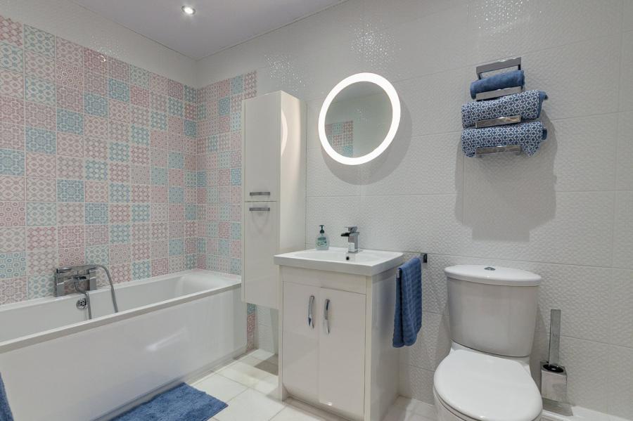 Apartment 86, 7 Northview