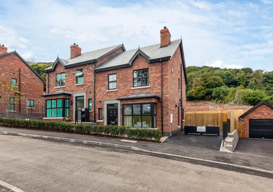 Site 48, The Grafton, Ben Eadan Wood