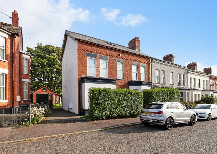 20 Chichester Avenue