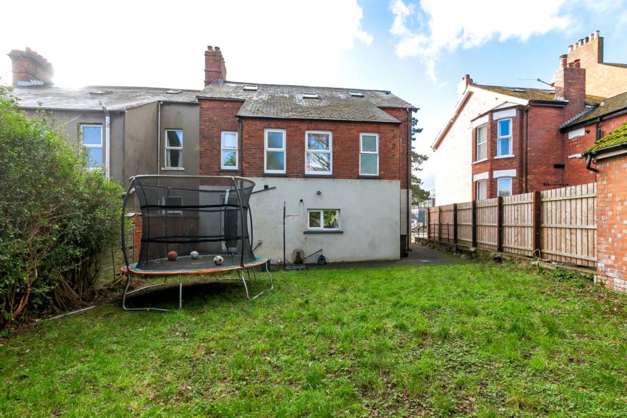 20 Chichester Avenue