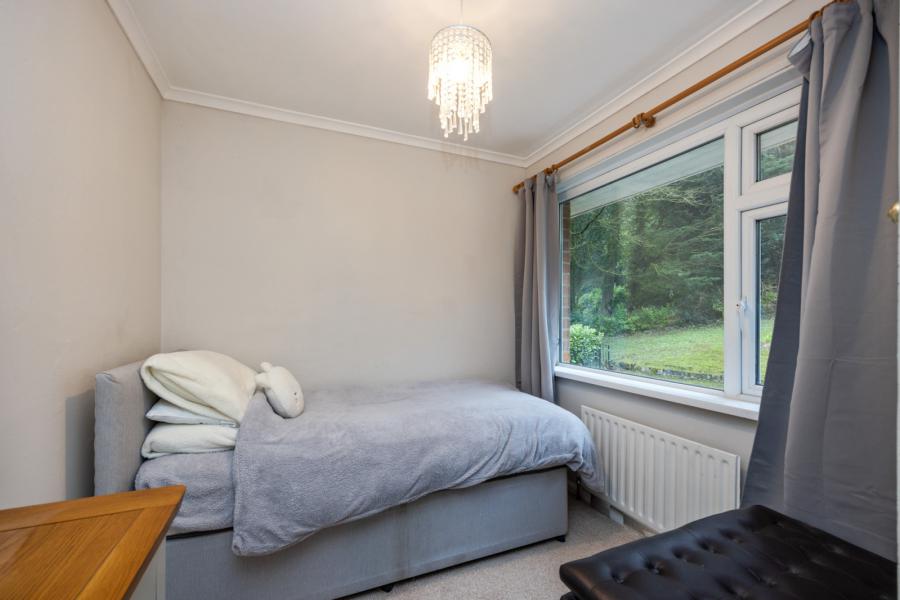 4 Kincraig Park