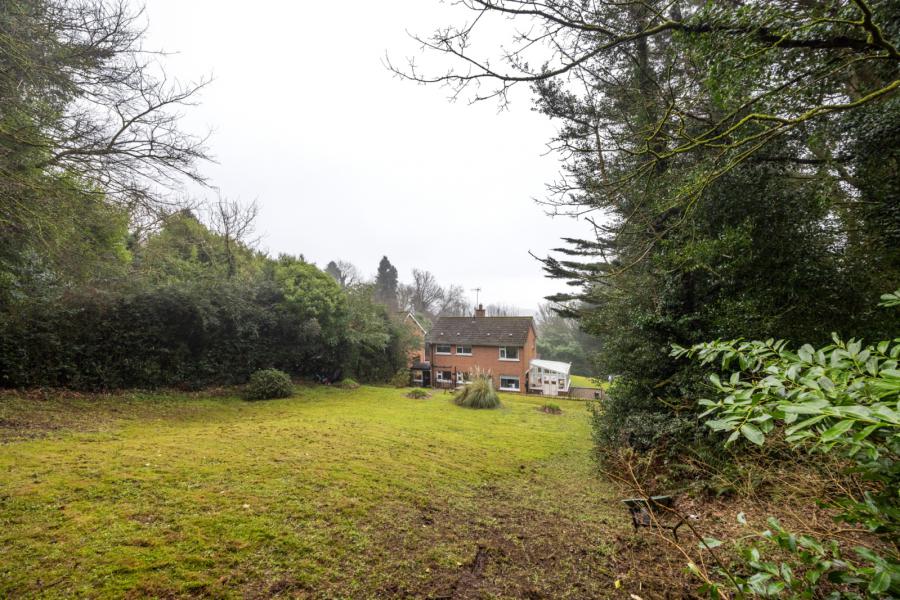 4 Kincraig Park