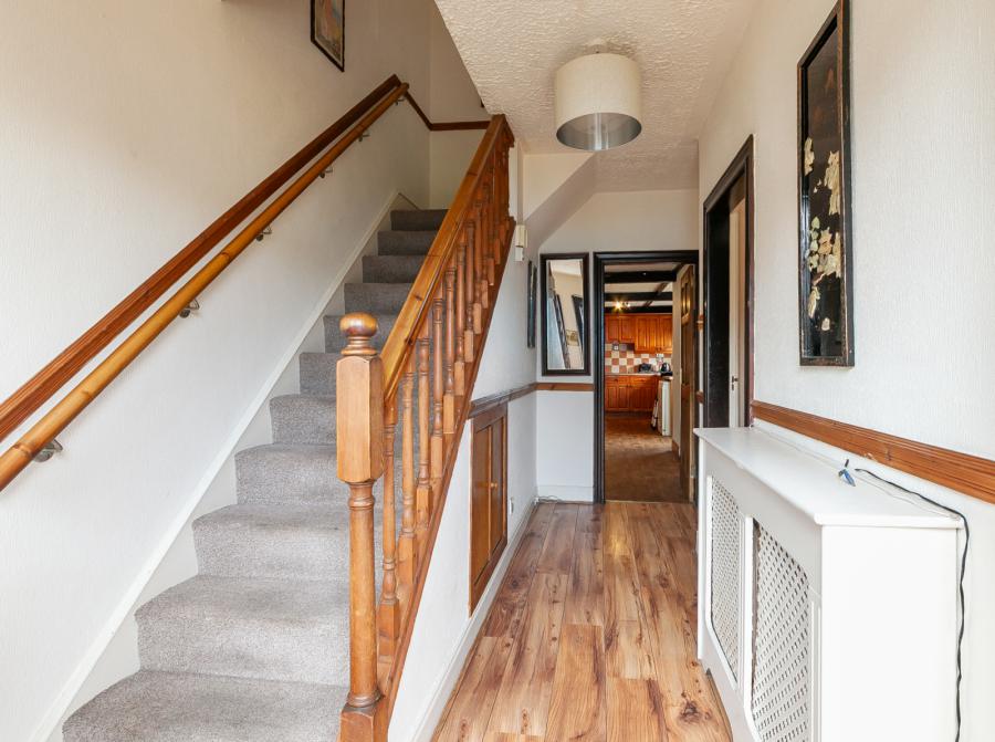 16 Shandarragh Park