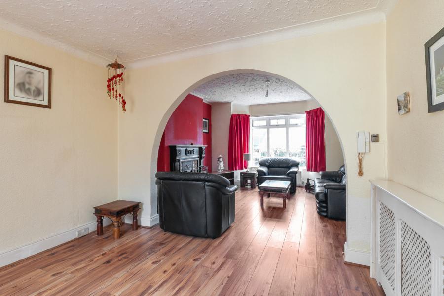 16 Shandarragh Park