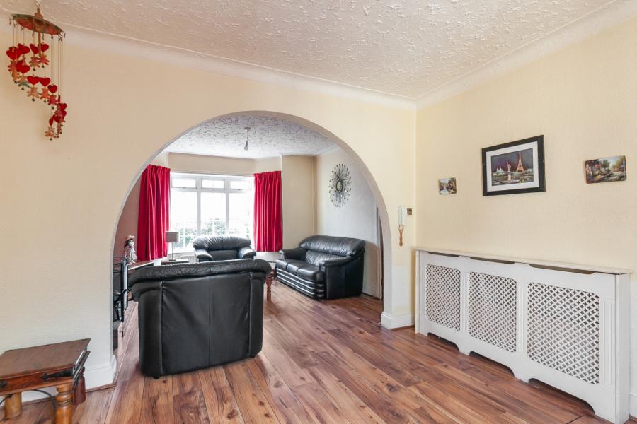16 Shandarragh Park