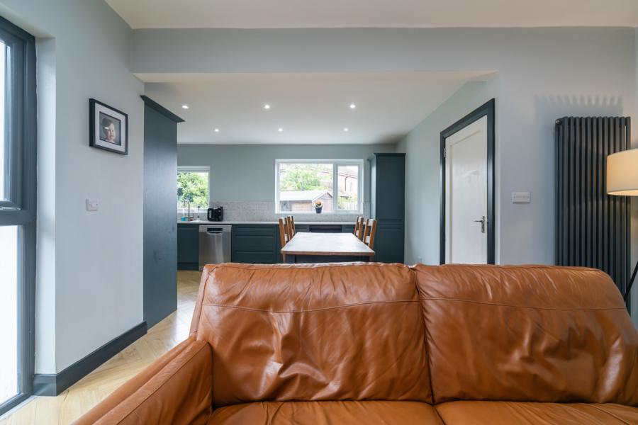 12 Coolmoyne Park