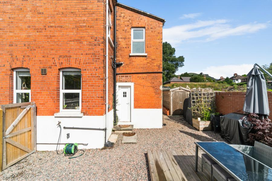 23 Glenburn Park