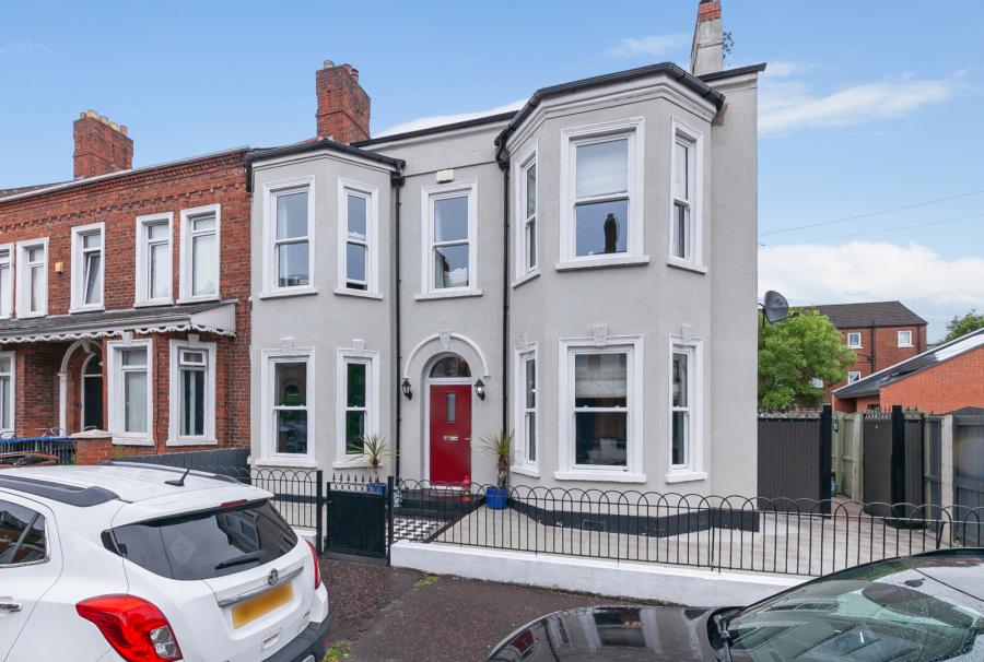 2 Chichester Avenue