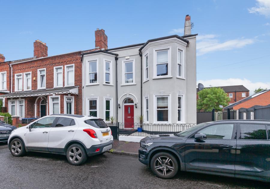 2 Chichester Avenue
