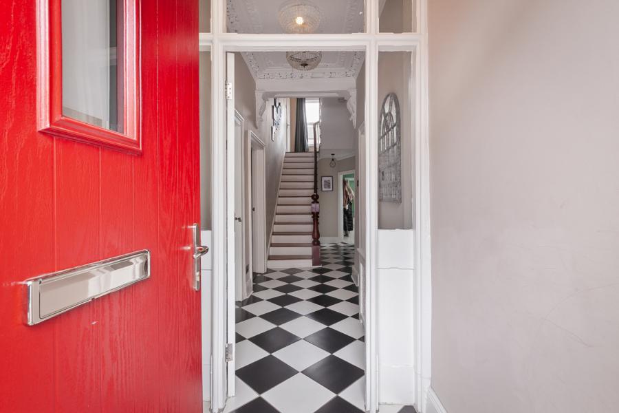 2 Chichester Avenue