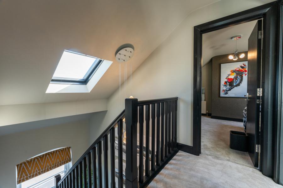 7 Hartley Hall Close