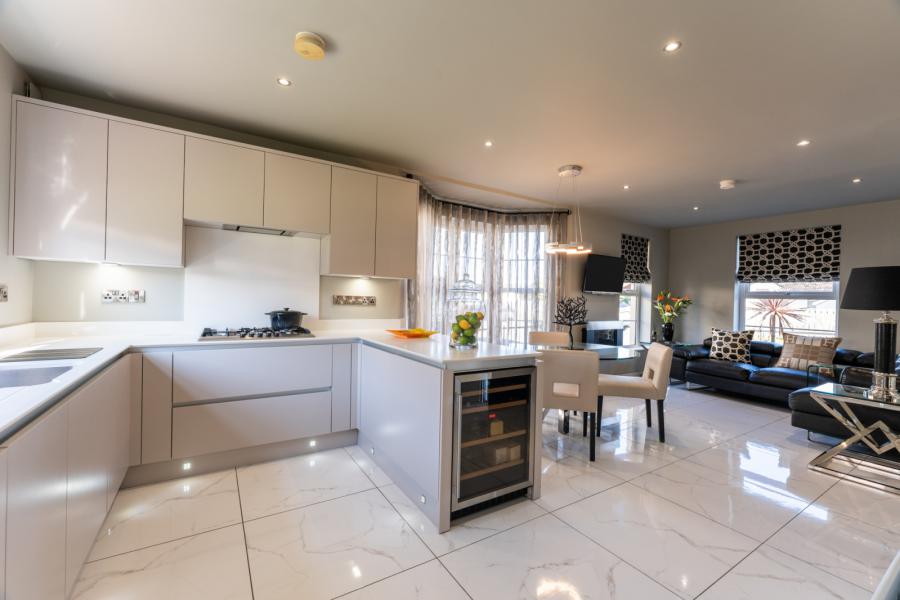 7 Hartley Hall Close