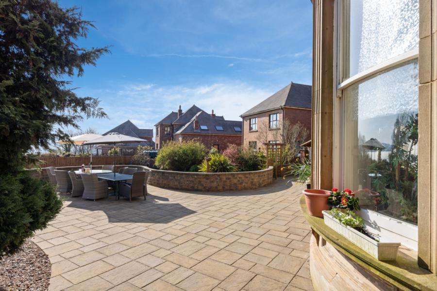 Abbeydene House, 20 Abbeydene Manor