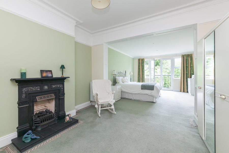 7 Fortwilliam Drive