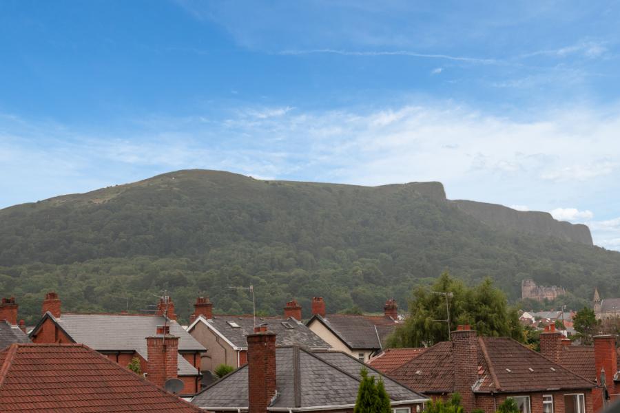 7 Fortwilliam Drive