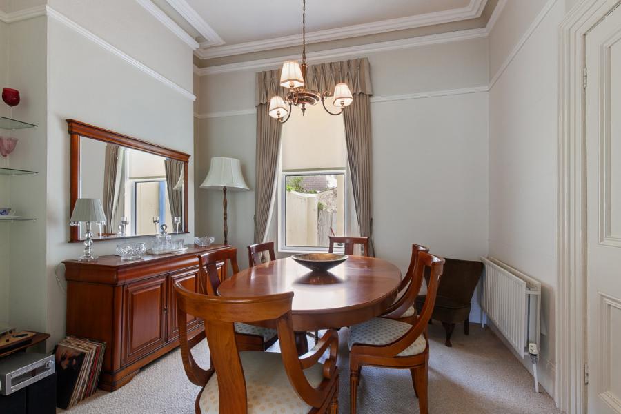 15 Hughenden Avenue
