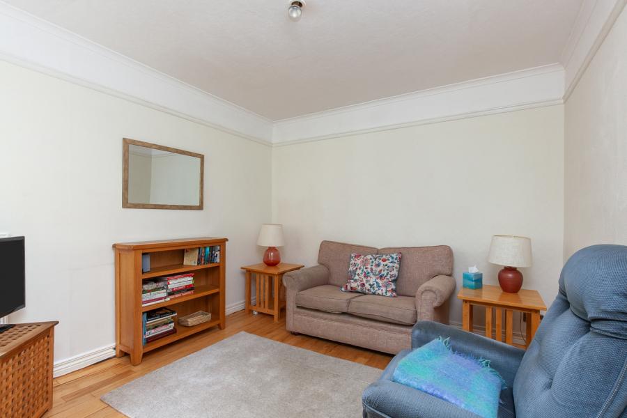 15 Hughenden Avenue