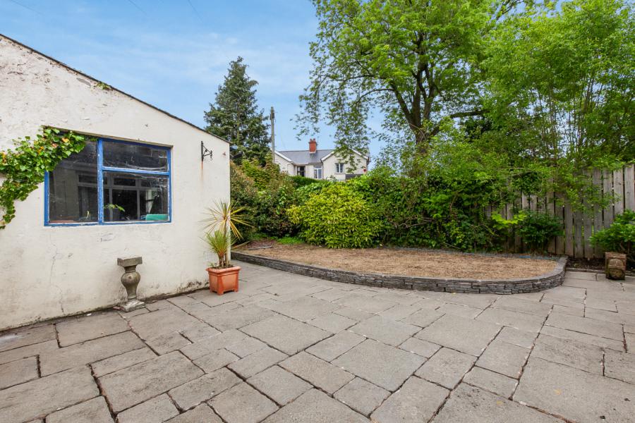 15 Hughenden Avenue