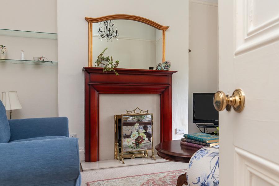 15 Hughenden Avenue