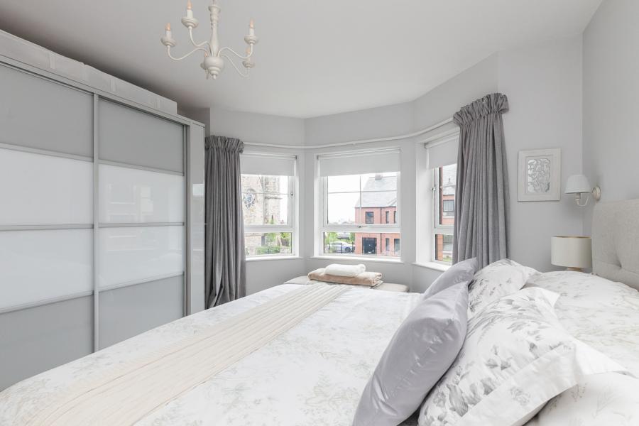25 Donegall Park Gardens