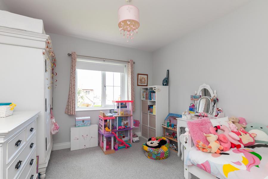 25 Donegall Park Gardens