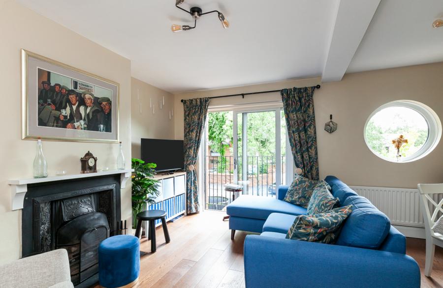 4 Chichester Gardens