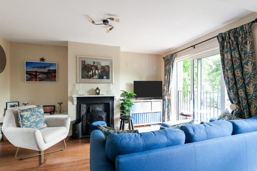 4 Chichester Gardens