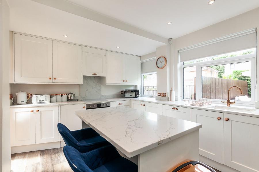 7 Downview Park West