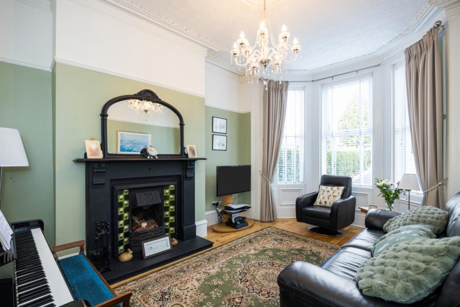 Laurento, 671 Antrim Road