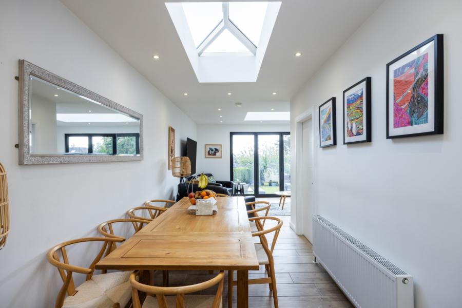 Laurento, 671 Antrim Road
