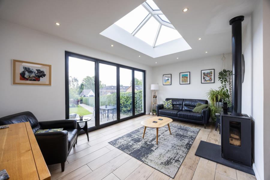 Laurento, 671 Antrim Road