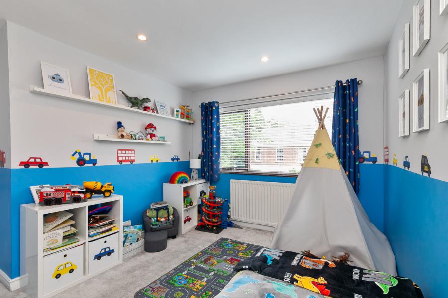 11 Fortwilliam Gardens