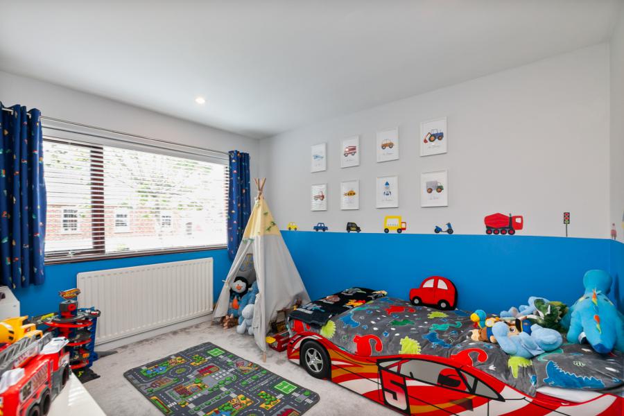 11 Fortwilliam Gardens