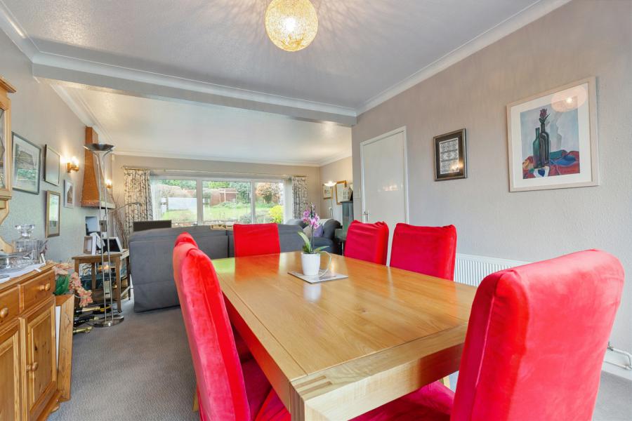 Traighena, 626 Antrim Road