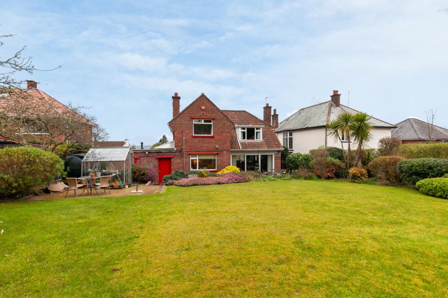 Traighena, 626 Antrim Road