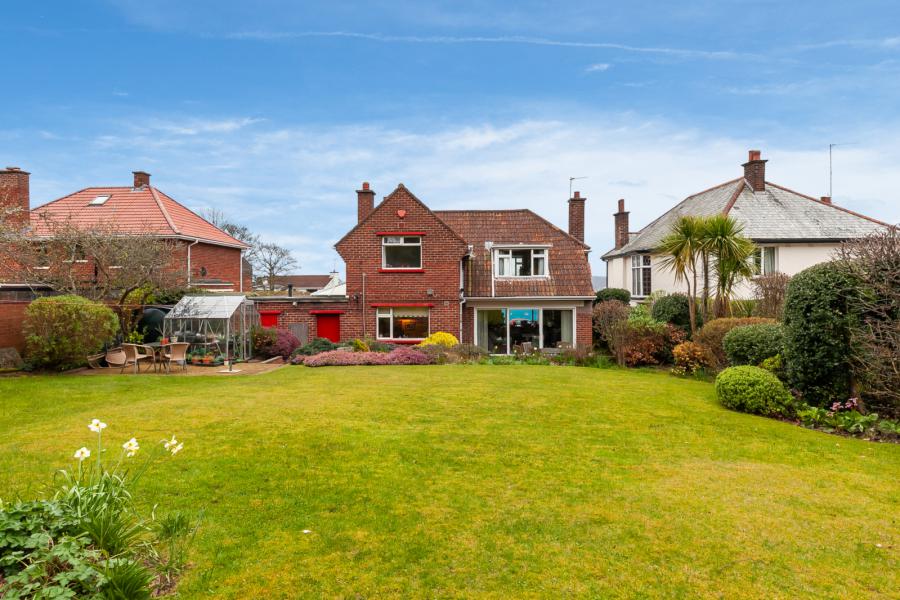 Traighena, 626 Antrim Road