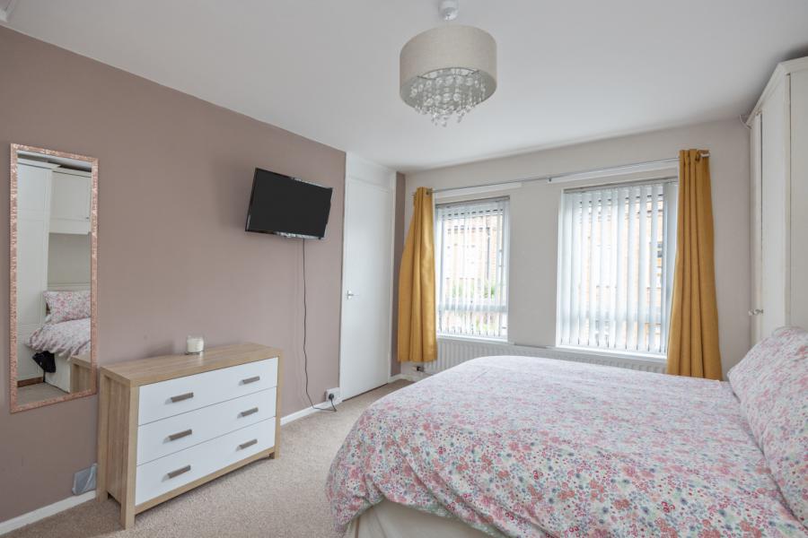 2a Vicinage Park