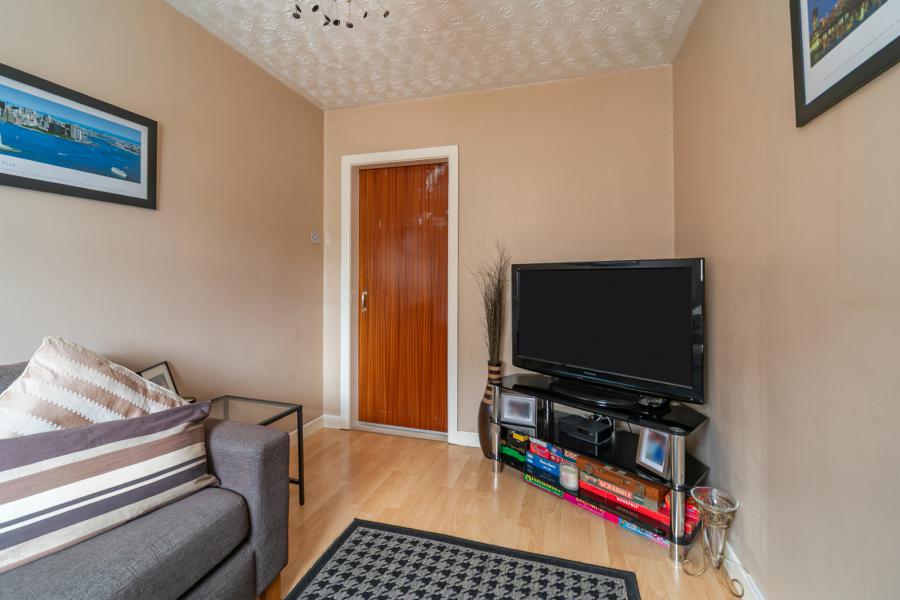 24 Glenwell Crescent