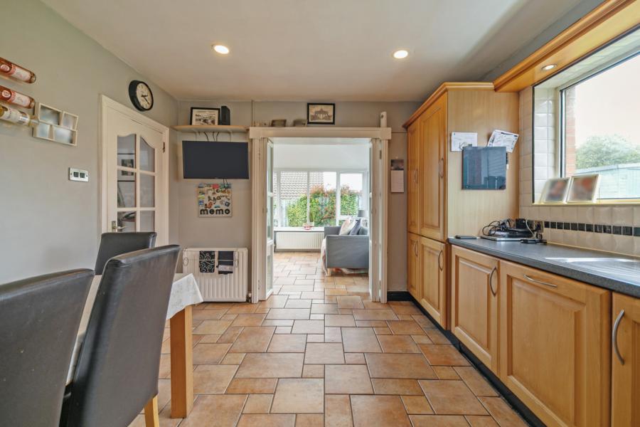 24 Glenwell Crescent