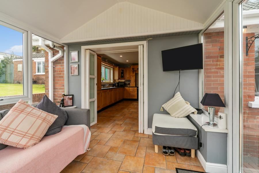 24 Glenwell Crescent