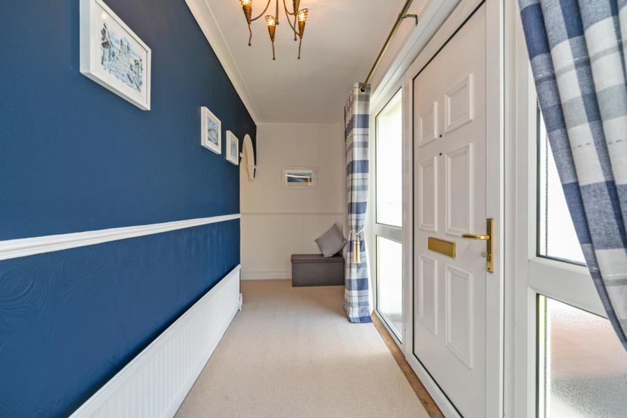 24 Glenwell Crescent