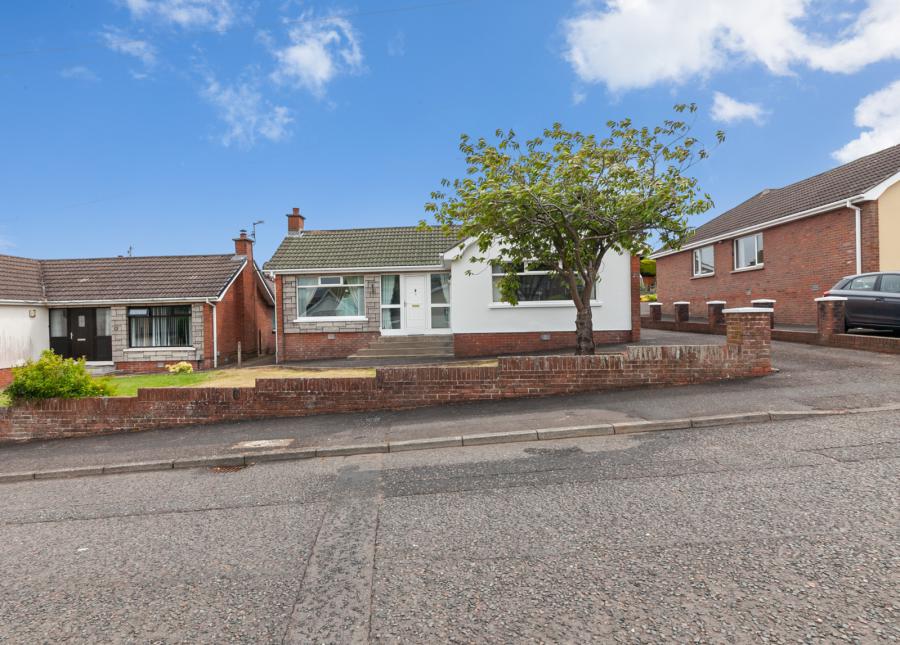 24 Glenwell Crescent