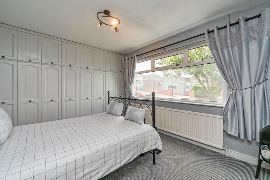 24 Glenwell Crescent