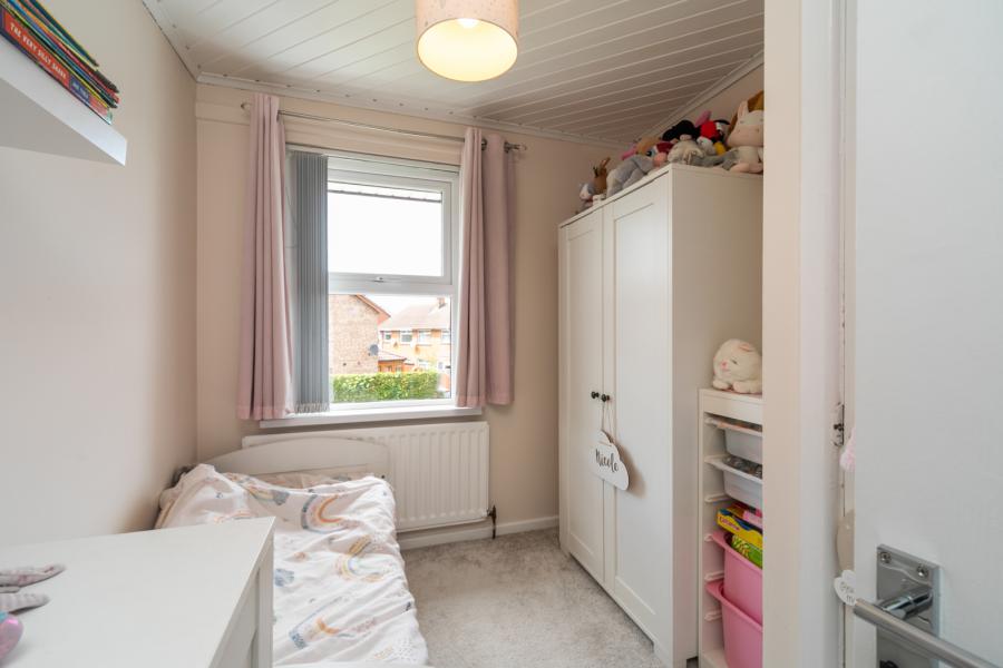 30 Beechgrove Gardens