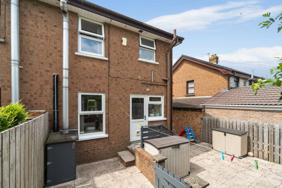 30 Beechgrove Gardens