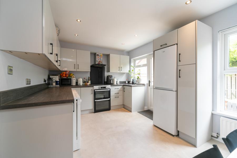 30 Beechgrove Gardens