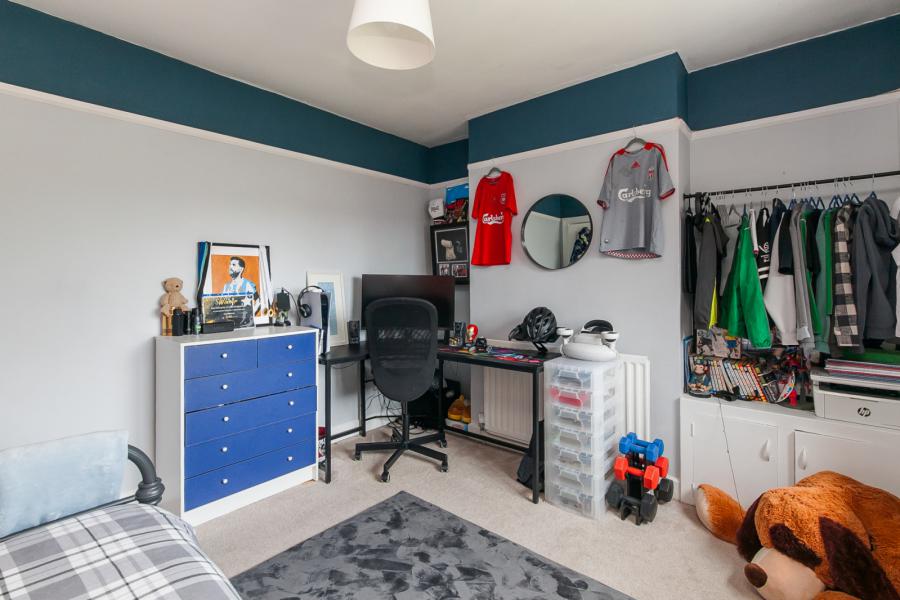 9 Cooldarragh Park North