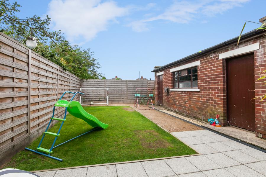 9 Cooldarragh Park North