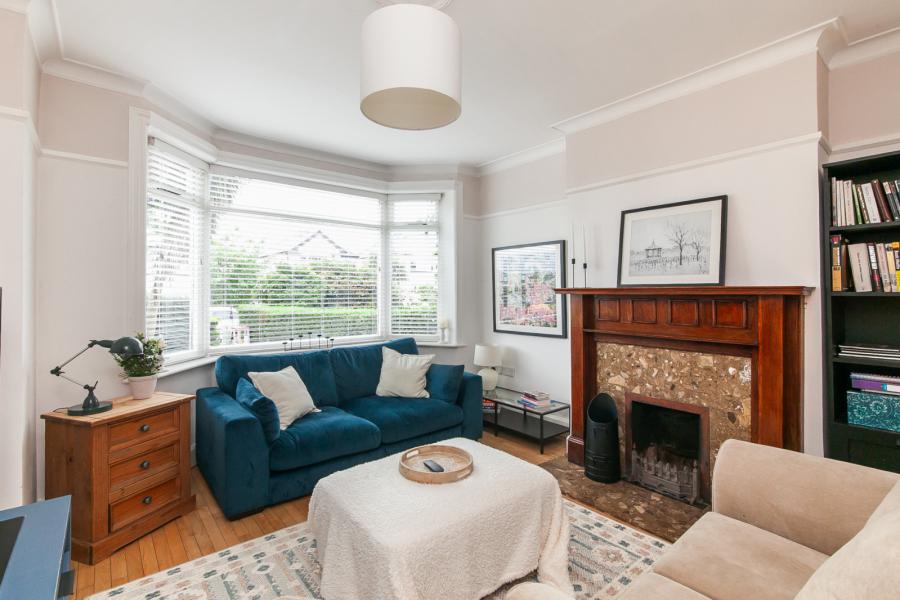 9 Cooldarragh Park North